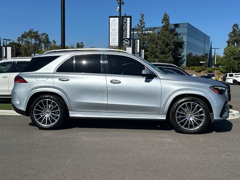 Used 2024 Mercedes-Benz GLE 450 4MATIC image 2
