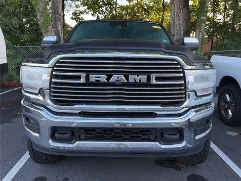 Used 2019 RAM 2500 Laramie AWD/4WD image 2