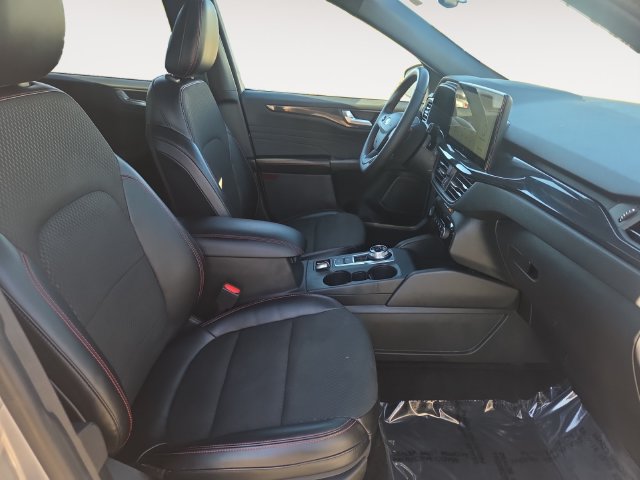 Used 2023 Ford Escape ST-Line w/ Tech Pack #1 FWD image 15
