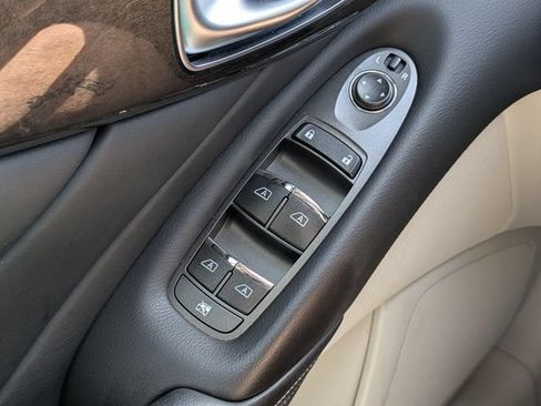 Used 2018 INFINITI Q50 Luxe w/ Essential Package (3.0T Luxe) RWD image 22
