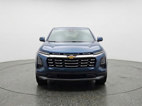 Used 2025 Chevrolet Equinox LT image 2