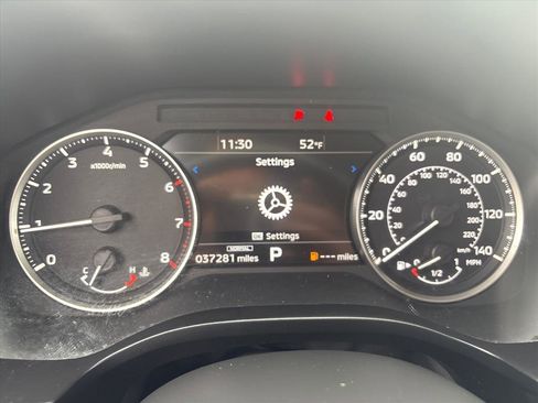 Used 2023 Mitsubishi Outlander SE image 32