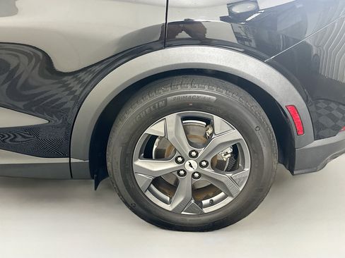 Used 2022 Ford Mustang Mach-E Select image 11