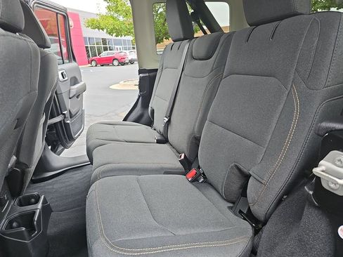 Certified 2024 Jeep Wrangler Sahara image 13