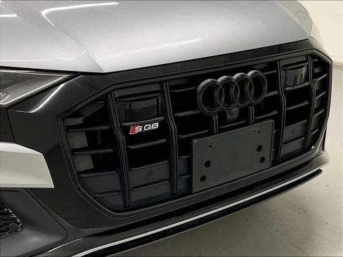 Used 2020 Audi SQ8 Prestige w/ Prestige Package AWD/4WD image 38
