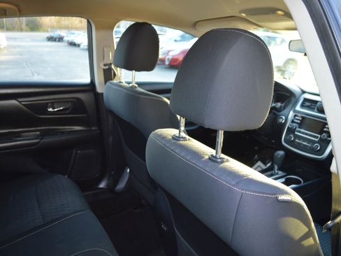 Used 2018 Nissan Altima 2.5 S w/ S Convenience Package image 27