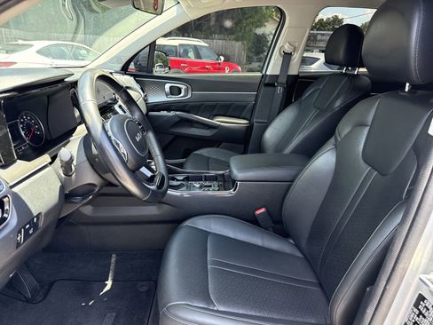 Used 2022 Kia Sorento SX FWD image 18