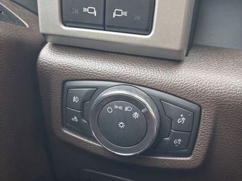 Used 2018 Ford F150 King Ranch w/ Equipment Group 601A Luxury image 18