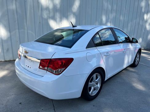 Used 2014 Chevrolet Cruze LT FWD image 4