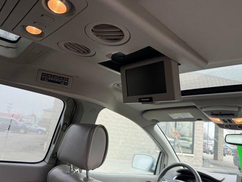 Used 2009 Nissan Quest SE w/ Seat Pkg image 36