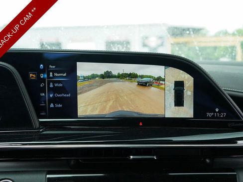 Used 2023 Cadillac Escalade Sport AWD/4WD image 11