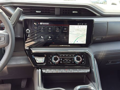 New 2026 GMC Sierra 2500 Denali w/ Denali Reserve Package image 17