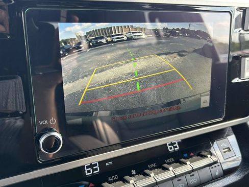 Used 2025 Toyota Tundra SR5 w/ SR5 Premium Package RWD image 29