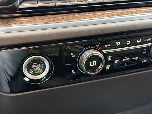 Used 2023 Chevrolet Silverado 1500 LT Trail Boss w/ Protection Package image 25