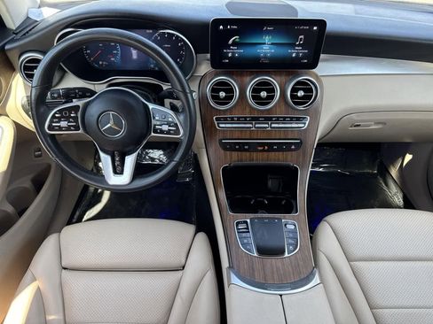 Used 2022 Mercedes-Benz GLC 300 image 8
