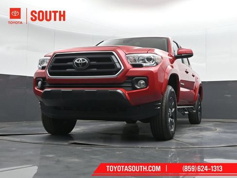 Used 2023 Toyota Tacoma SR5 AWD/4WD image 37