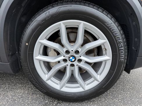 Certified 2022 BMW X5 xDrive40i w/ Premium Package AWD/4WD image 18
