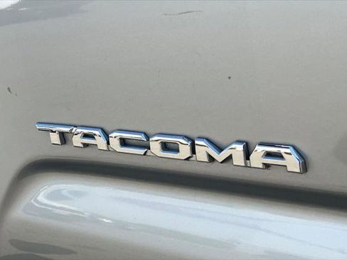 Certified 2022 Toyota Tacoma TRD Sport w/ Technology Package AWD/4WD image 30