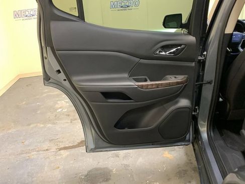 Used 2021 GMC Acadia Denali w/ Denali Technology Package image 26