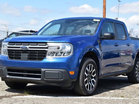 Used 2024 Ford Maverick Lariat image 1