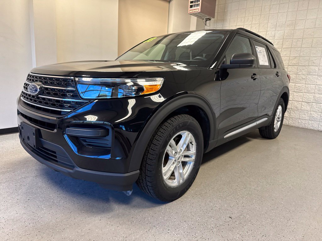 Used 2023 Ford Explorer XLT w/ Class IV Trailer Tow Package AWD/4WD image 35