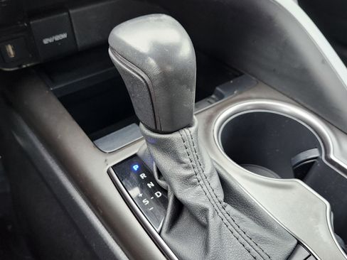 Used 2023 Toyota Camry SE w/ Convenience Package image 33