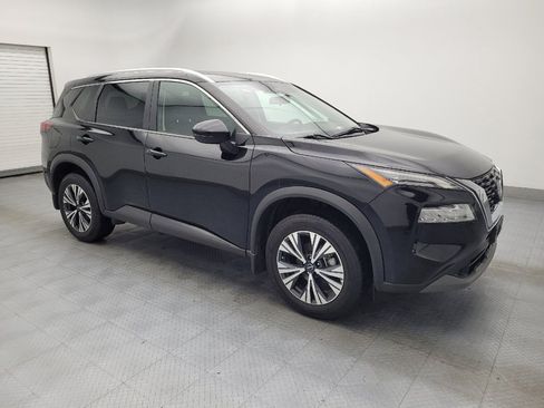 Used 2022 Nissan Rogue SV w/ SV Premium Package image 11