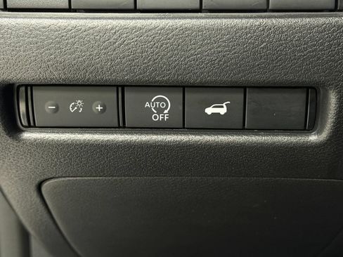 Used 2026 Nissan Rogue SV AWD/4WD image 22