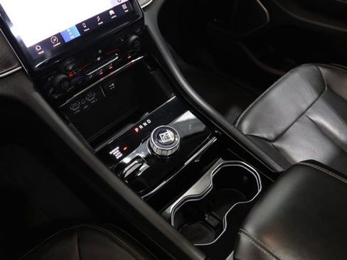 Used 2022 Jeep Grand Cherokee L Limited image 29