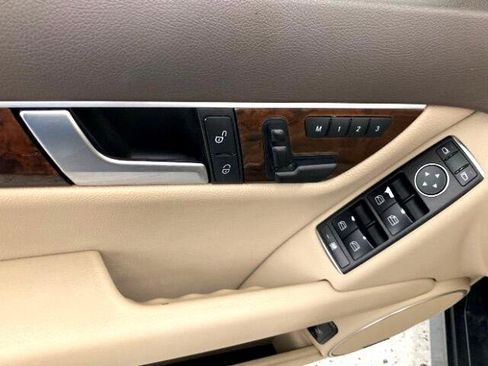 Used 2014 Mercedes-Benz C 300 4MATIC Sedan image 26