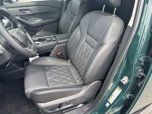 New 2026 Nissan Rogue Platinum w/ Platinum Premium Package AWD/4WD image 26