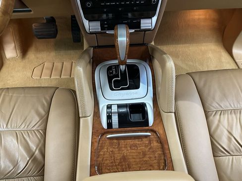 Used 2008 Porsche Cayenne image 21