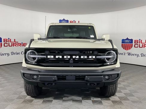 New 2026 Ford Bronco Outer Banks image 8