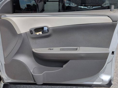Used 2011 Chevrolet Malibu LS FWD image 28