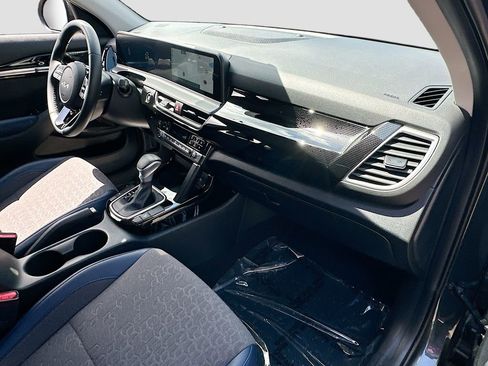 Certified 2025 Kia Seltos S FWD image 27