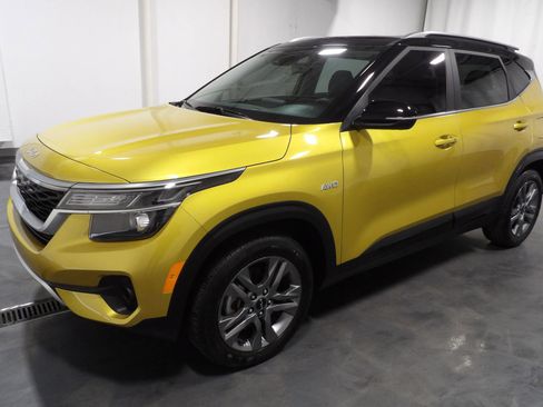 Used 2023 Kia Seltos S image 6