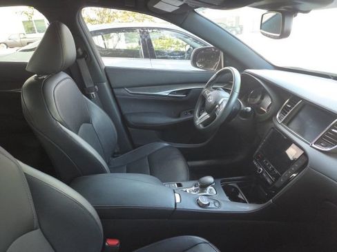 Used 2023 INFINITI QX55 Luxe w/ Cargo Package AWD/4WD image 3