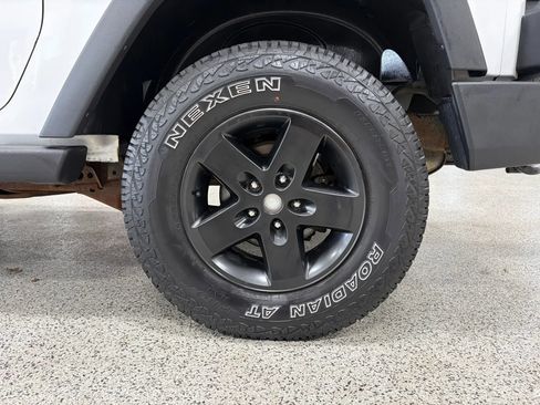 Used 2012 Jeep Wrangler Sport image 13