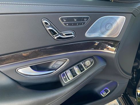 Used 2016 Mercedes-Benz S 550 Sedan image 23