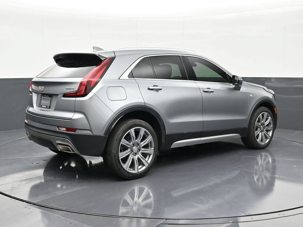 Certified 2023 Cadillac XT4 Premium Luxury FWD image 5