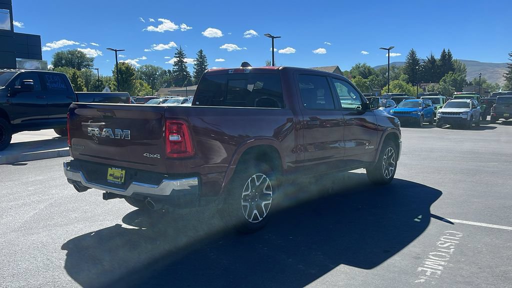 Used 2025 RAM 1500 Laramie AWD/4WD image 3