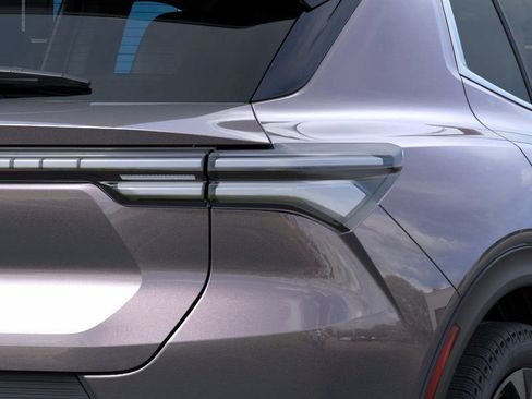 New 2026 Chevrolet Equinox EV LT image 11