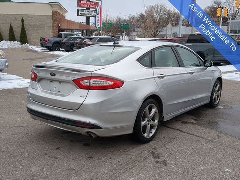 Used 2014 Ford Fusion SE w/ Equipment Group 201A image 10