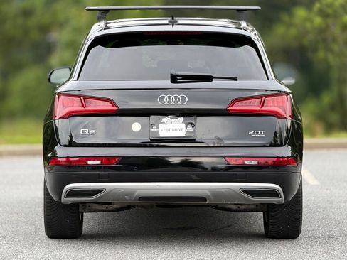 Used 2018 Audi Q5 2.0T Premium Plus w/ Premium Plus Package AWD/4WD image 6