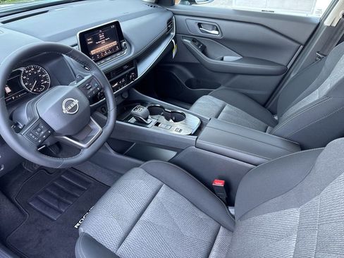 New 2026 Nissan Rogue SV FWD image 10