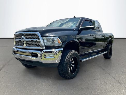 Used 2017 RAM 2500 Laramie AWD/4WD image 3