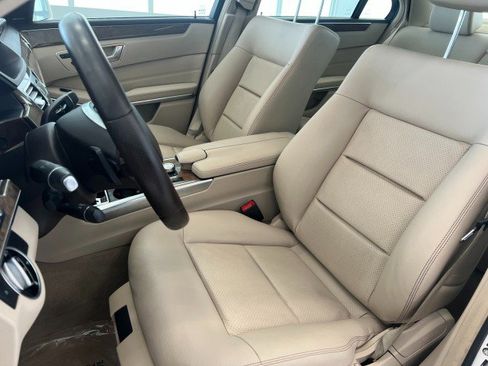 Used 2014 Mercedes-Benz E 350 4MATIC Sedan image 10