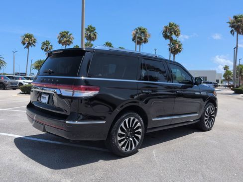 Certified 2023 Lincoln Navigator Black Label AWD/4WD image 4