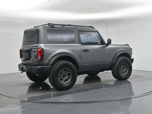 Used 2021 Ford Bronco Base image 24