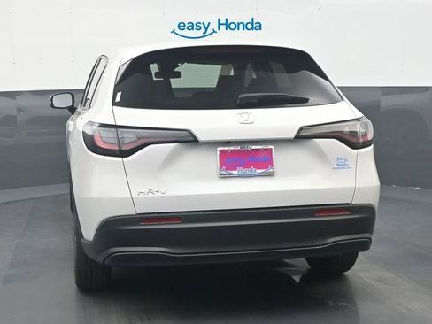New 2026 Honda HR-V LX image 6